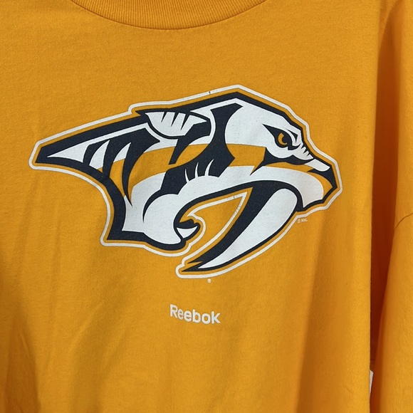 Nashville Preds Reebok Long Sleeve t-shirt size XXL - Picture 2 of 3